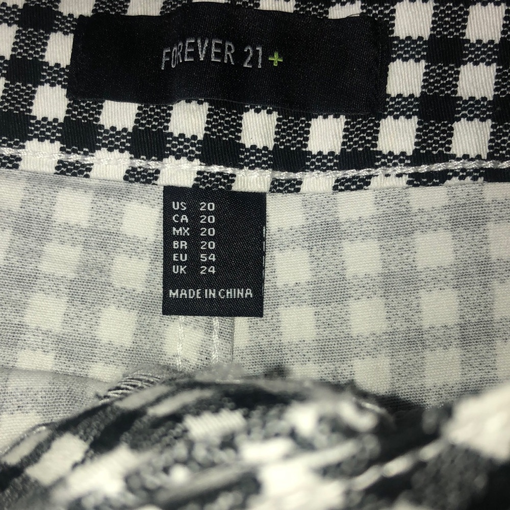 Forever 21 NWT Plus Size Retro Rockabilly Gingham Shorts size 20 - Picture 4 of 6